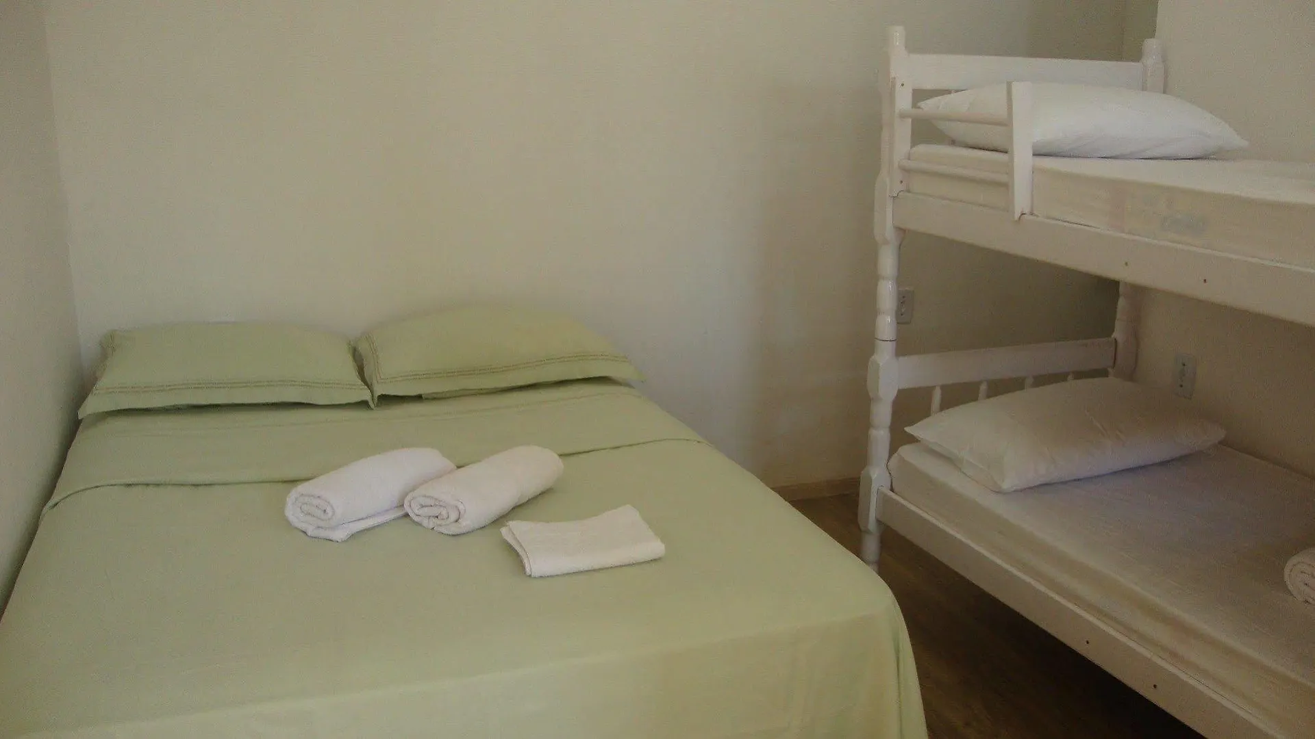 Pousada Rosa Penha  Inn Penha (Santa Catarina)